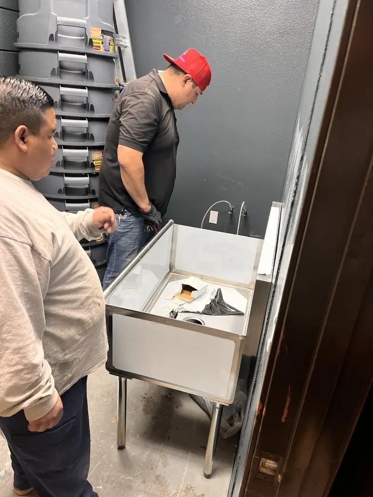 Commercial plumbing and sink installation in Bachman-Northwest Highway
